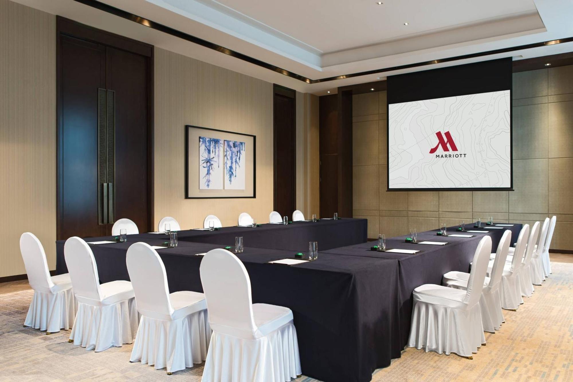 Chongqing Marriott Hotel Экстерьер фото